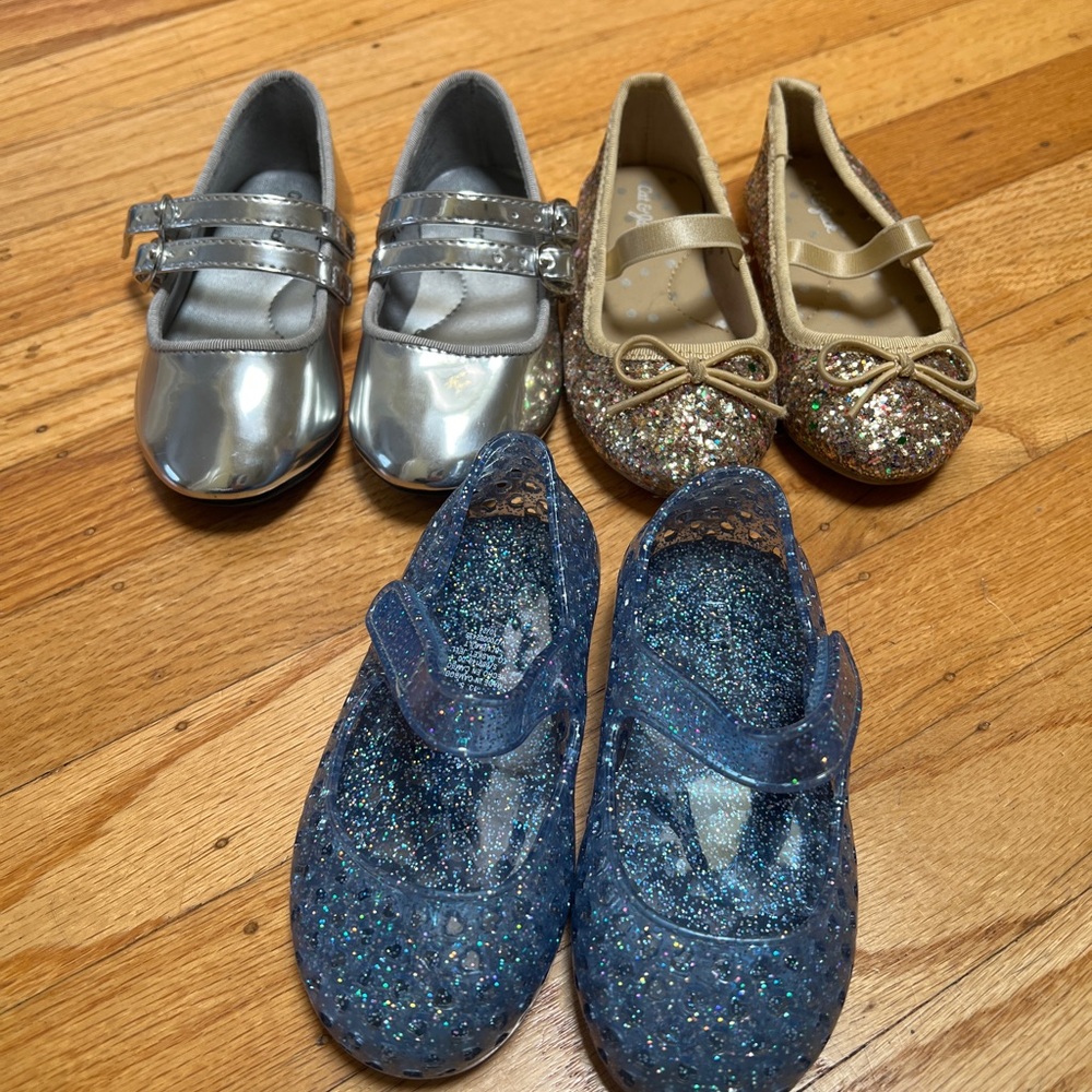 Toddler shoe bundle (toddler size 6)